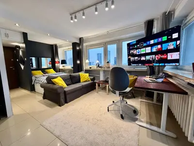 Część wypoczynkowa w obiekcie SAWA Apartment 2xMetro WiFi 500 Mbs 50’TV Netflix HBO AppleTV+