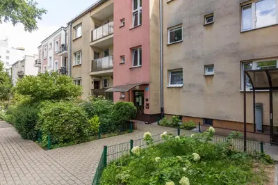 Budynek, w którym mieści się apartament