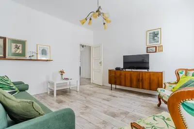 Telewizja i/lub zestaw kina domowego w obiekcie ShortStayPoland Mostowa (B66)