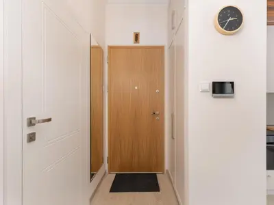 Plan piętra w obiekcie Aleja Solidarności 60B II by Noclegi Renters