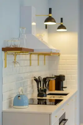 Kuchnia lub aneks kuchenny w obiekcie LUX Golden Apartment Praga Kępna by Renters Prestige