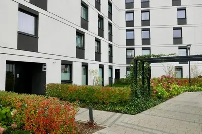 Budynek, w którym mieści się apartament