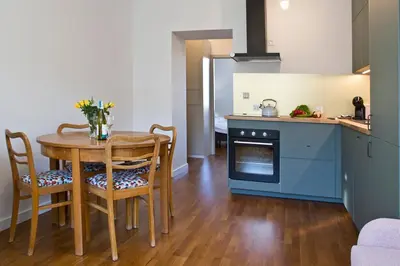 Kuchnia lub aneks kuchenny w obiekcie Zoliborz P&O Serviced Apartments