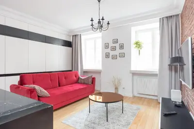 Część wypoczynkowa w obiekcie Old Town Grey Apartment by BookingHost