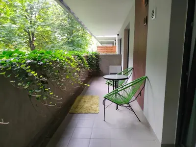 Balkon lub taras w obiekcie FIRST - Green Żoliborz Apartment 6