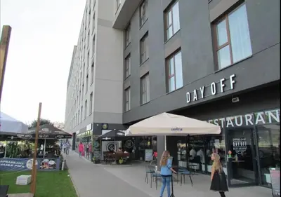 Budynek, w którym mieści się apartament