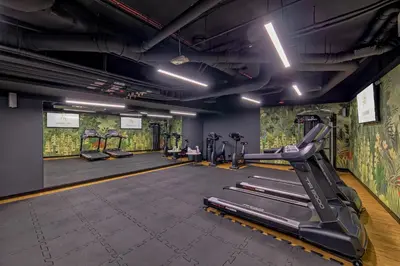 Centrum fitness w obiekcie Focus Hotel Premium Warszawa