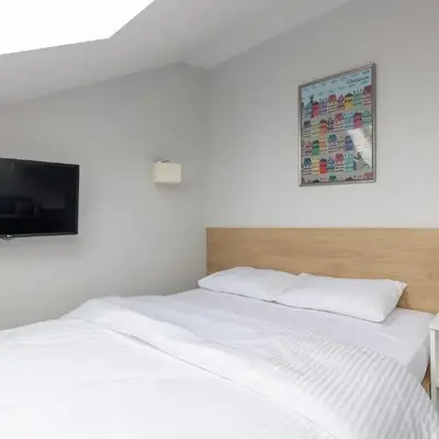 Aparthotel Esencja Warszawy Nowy Świat by BookingHost