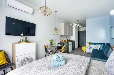 Część wypoczynkowa w obiekcie Apartamenty MetroPark Krzemieniecka-Lux-next metro Słodowiec 10 min to center, free parking on the street