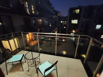 Balkon lub taras w obiekcie Apartamenty Wola