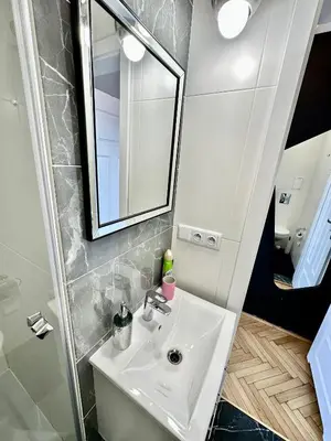 Łazienka w obiekcie PLATINUM metro x2 WiFi 350 MBs Netflix HBO AppleTV
