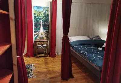 Łóżko lub łóżka w pokoju w obiekcie Warsaw Asian vibe apartment