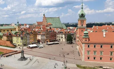 Widok na miasto Warszawa z tego apartamentu
