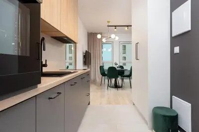 Kuchnia lub aneks kuchenny w obiekcie Studio Apartment Praga Targowa by Noclegi Renters
