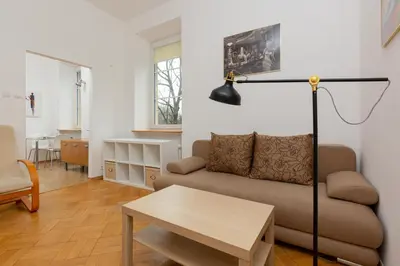 Część wypoczynkowa w obiekcie Downtown Studio Apartment by the Park by Noclegi Renters