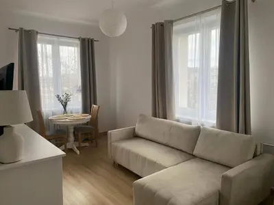 Część wypoczynkowa w obiekcie Cozy Apartment near Łazienki Royal Park