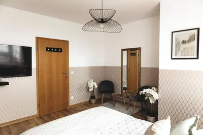Telewizja i/lub zestaw kina domowego w obiekcie ClickTheFlat Gdański Center Prestige Apart Rooms
