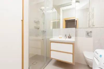 Łazienka w obiekcie Kolorowy Gocław Apartment by Noclegi Renters