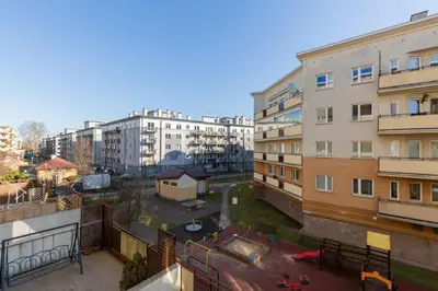 Budynek, w którym mieści się apartament