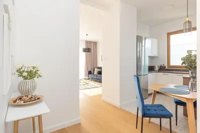Plan piętra w obiekcie Sadyba Purple Luxury Apartment by BookingHost