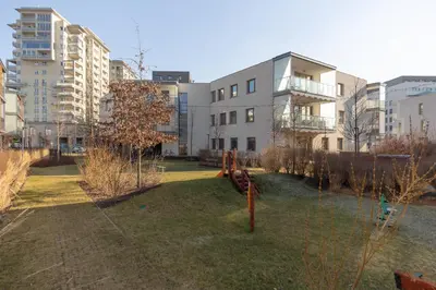 Budynek, w którym mieści się apartament