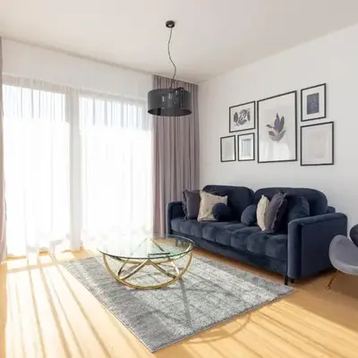 Sadyba Purple Luxury Apartment by BookingHost