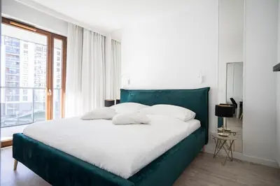 Łóżko lub łóżka w pokoju w obiekcie Old Town Heart IX Luxury - Przyokopowa