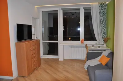 Telewizja i/lub zestaw kina domowego w obiekcie Metro Arsenał - 100 m od metra