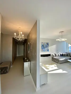 Część wypoczynkowa w obiekcie Penthouse 2 Bedroom Designer Apartment