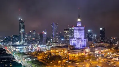 Widok na miasto Warszawa z tego apartamentu