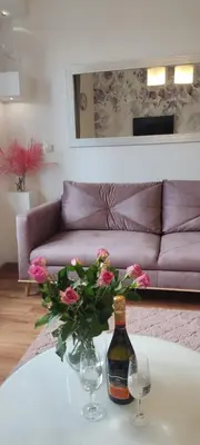 Część wypoczynkowa w obiekcie Be my Guest - Krucza Elegant Apartment - Rondo de Gaulle'a Center of Warsaw Metro Wi-Fi