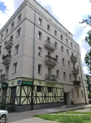 Budynek, w którym mieści się apartament
