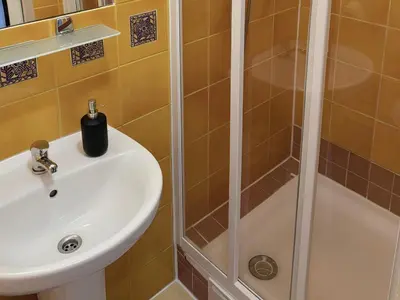 Łazienka w obiekcie Hostel Oliwka - Metro Świętokrzyska