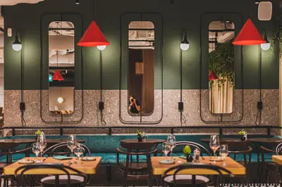 Część wypoczynkowa w obiekcie Royal Tulip Warsaw Centre