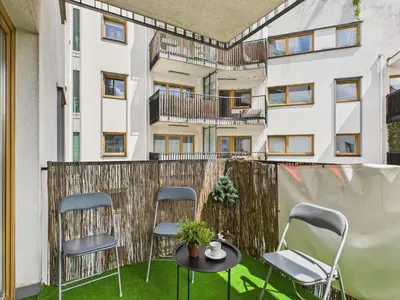 Balkon lub taras w obiekcie SuperApart Banderii 4 - na Woli z balkonem i parkingiem