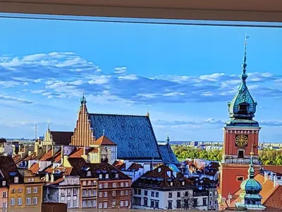 Widok na miasto Warszawa z tego apartamentu