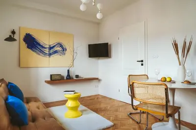 Telewizja i/lub zestaw kina domowego w obiekcie Warsaw Concierge Eclectic Design