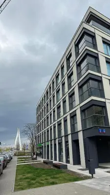 Budynek, w którym mieści się apartament