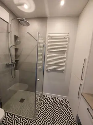 Łazienka w obiekcie BIZNES Apart metro Bielany