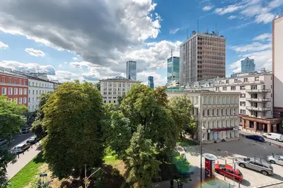 Widok na miasto Warszawa z tego apartamentu