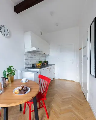 Kuchnia lub aneks kuchenny w obiekcie Wspólna 54A - Red - Good Apartments