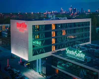 Budynek, w którym mieści się hotel