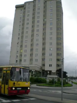 Budynek, w którym mieści się apartament