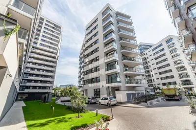 Budynek, w którym mieści się apartament