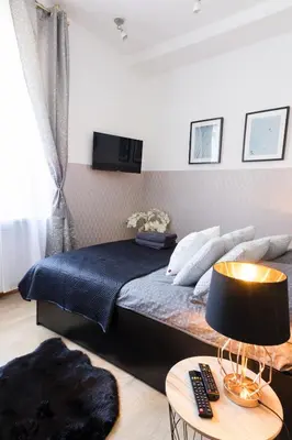 Telewizja i/lub zestaw kina domowego w obiekcie ClickTheFlat Szkolna Palace of Culture Apart Rooms