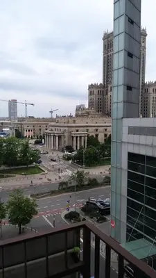 Widok na miasto Warszawa z tego apartamentu