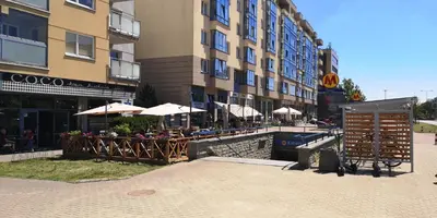 Budynek, w którym mieści się apartament