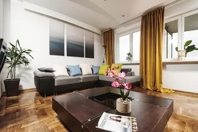 Część wypoczynkowa w obiekcie Lumina spacious apartment near the Warszawa Zachodnia station