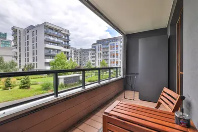 Balkon lub taras w obiekcie Kawalerka Cybernetyki Warszawa