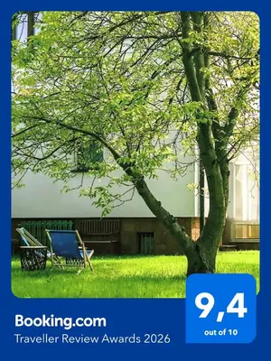 Ogród w obiekcie Apart Rooms & Apart Hostel S8